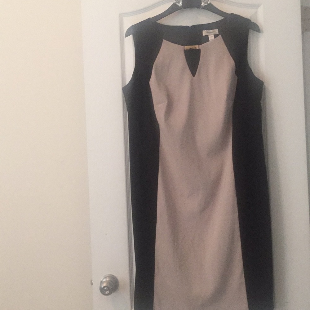 Maxi dress with gold embellishments